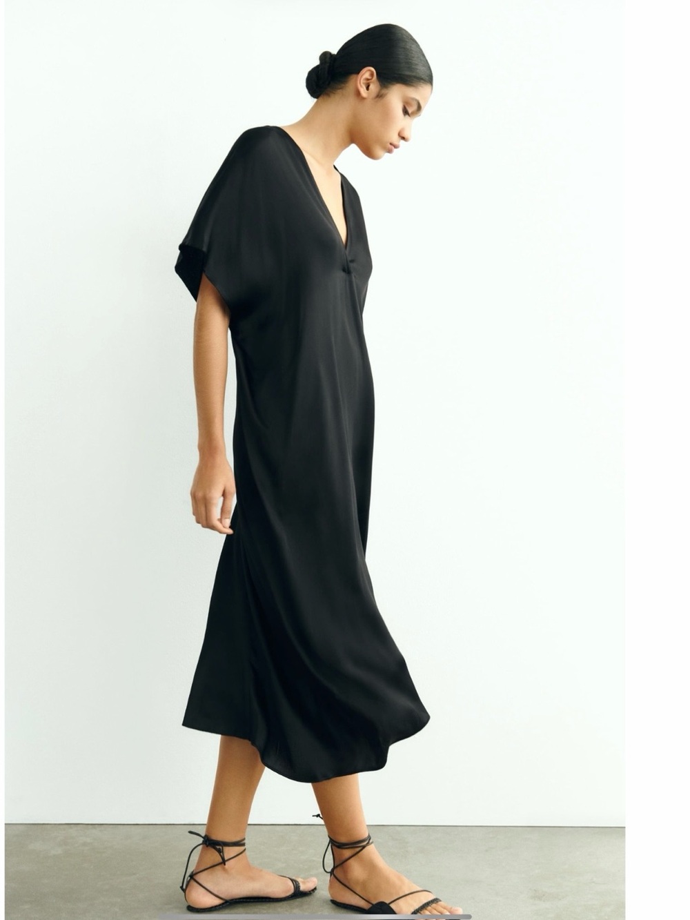 ZARA BLACK KAFTAN STYLE  VISCOSE DRESS SIZE M-L .